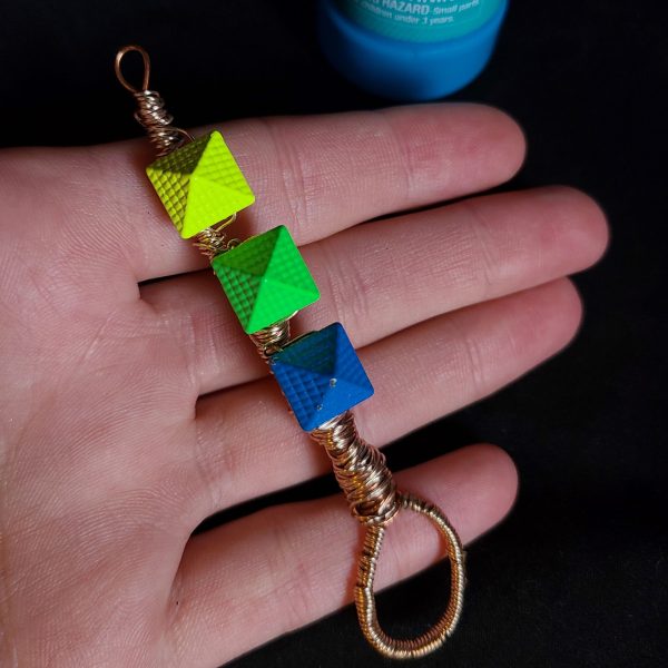 Glow Punk bubble wand pendant - Image 2