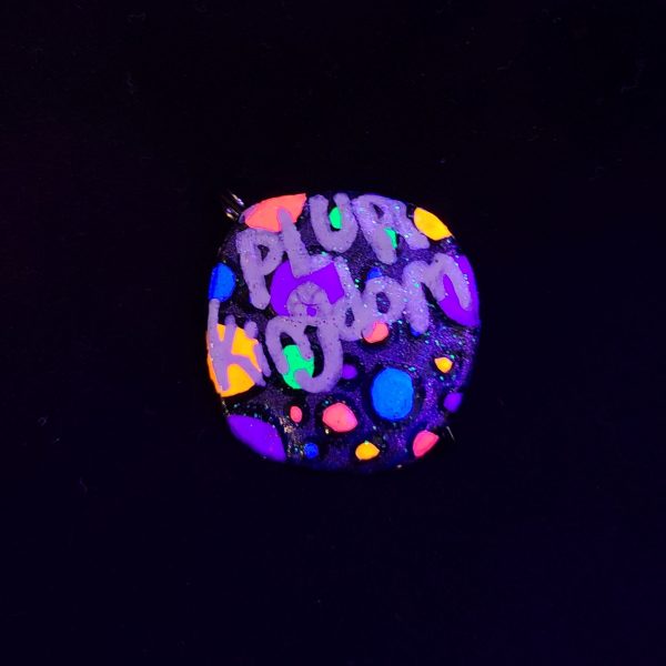 Polka-Dot PLUR Kingdom bottle cap pin - Image 3